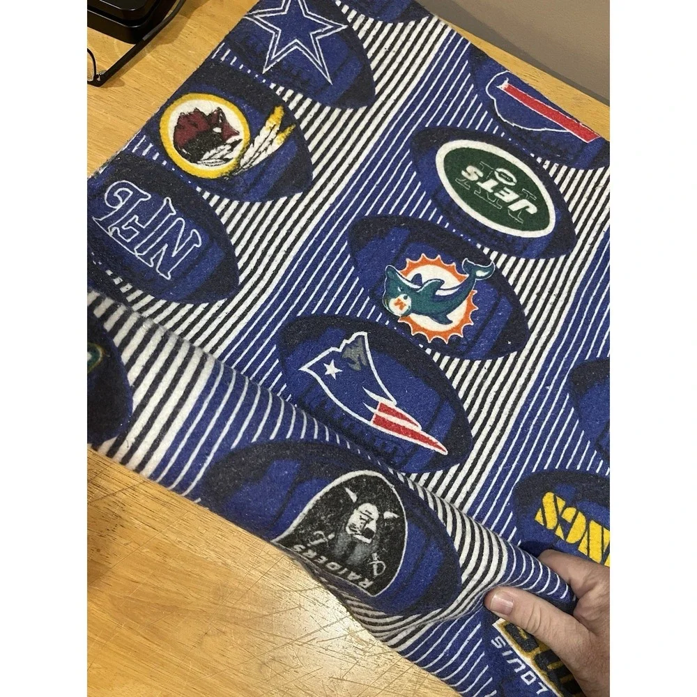VTG NFL‎ Team Logos Striped Blanket Full Size Blue Football Polyester Satin Edge